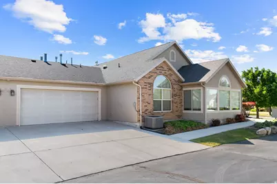 486 W 300 S #B, Springville, UT 84663 - Photo 4