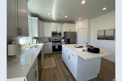 341 W Quartz Rd #8037, Tooele, UT 84074 - Photo 10