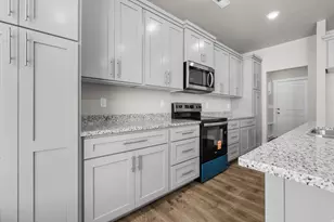 4108 S 2835 W, Roy, UT 84067 - Photo 4