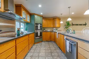 272 W 375 N, Hyde Park, UT 84318 - Photo 12