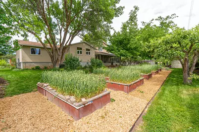 272 W 375 N, Hyde Park, UT 84318 - Photo 76