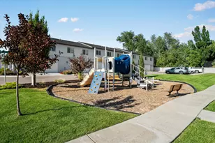 468 E London Wy, Clearfield, UT 84015 - Photo 20