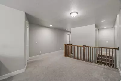 468 E London Way, Clearfield, UT 84015 - Photo 14