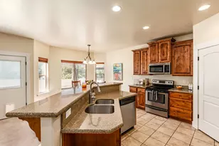 1848 E Rouen Circle, Holladay, UT 84117 - Photo 6