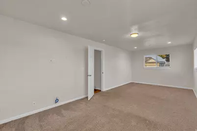 2623 S 2000 W, Syracuse, UT 84075 - Photo 16