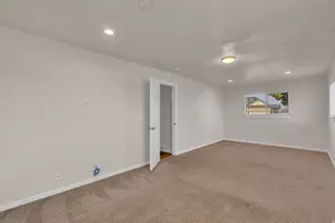 2623 S 2000 W, Syracuse, UT 84075 - Photo 16