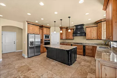 3480 E Macintosh Cir, Cottonwood Heights, UT 84121 - Photo 12