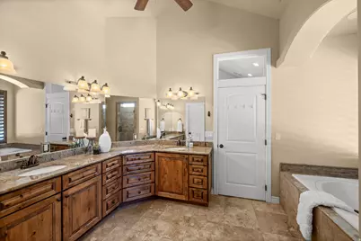 3480 E Macintosh Cir, Cottonwood Heights, UT 84121 - Photo 18