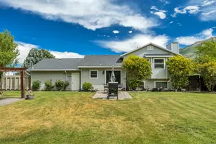2425 E View Dr, South Weber, UT 84405 - Photo 6
