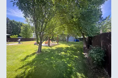 2425 E View Dr, South Weber, UT 84405 - Photo 36