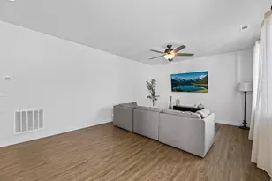 2112 W 3250 S, Syracuse, UT 84075 - Photo 8
