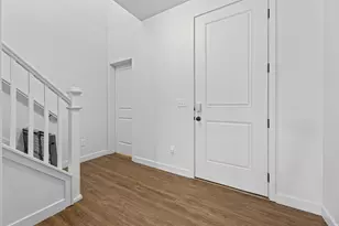 2112 W 3250 S, Syracuse, UT 84075 - Photo 2