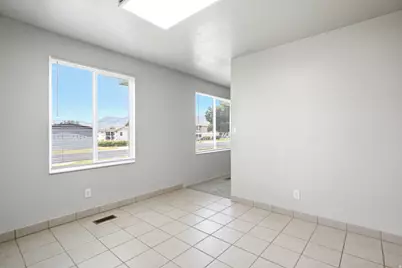 445 W 4900 S #2, Washington Terrace, UT 84405 - Photo 8