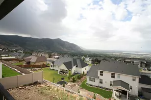 635 E Mountain Rd N, North Ogden, UT 84414 - Photo 2