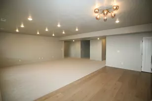 635 E Mountain Rd N, North Ogden, UT 84414 - Photo 24