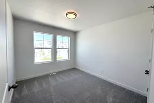 3034 N Summerwood Dr, Eagle Mountain, UT 84005 - Photo 8