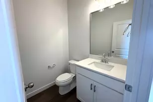 3034 N Summerwood Dr, Eagle Mountain, UT 84005 - Photo 4