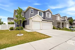 2060 W 900 N, Layton, UT 84041 - Photo 2
