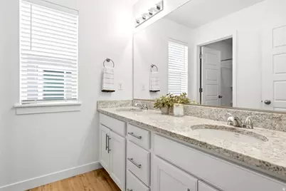2060 W 900 N, Layton, UT 84041 - Photo 24
