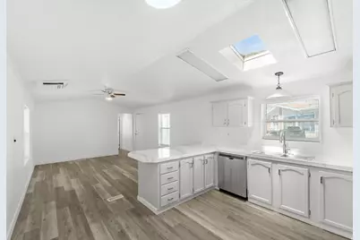 2600 N Hill Field Rd #103A, Layton, UT 84041 - Photo 10