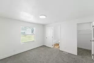 2600 N Hill Field Rd, Layton, UT 84041 - Photo 12