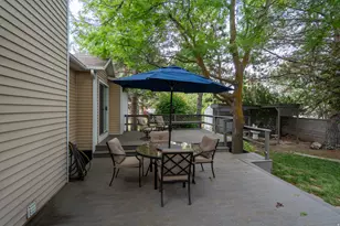 6062 S Fontaine Bleu Dr E, Salt Lake City, UT 84121 - Photo 10