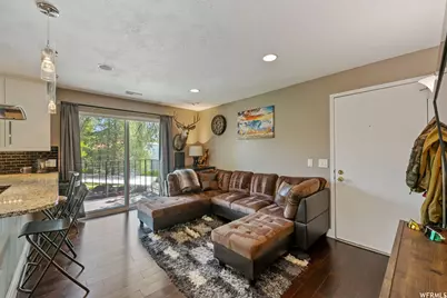 1015 E Quail Dr S #K, Salt Lake City, UT 84117 - Photo 1
