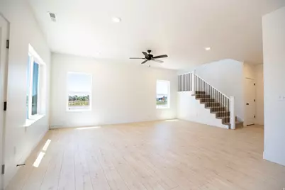 579 W 1775 N, Harrisville, UT 84404 - Photo 4