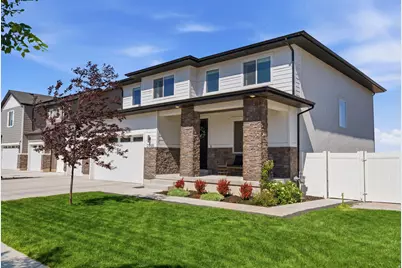 2088 S 2200 W, Woods Cross, UT 84087 - Photo 2