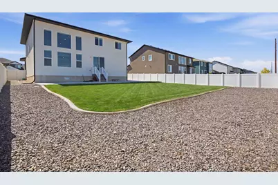 2088 S 2200 W, Woods Cross, UT 84087 - Photo 36
