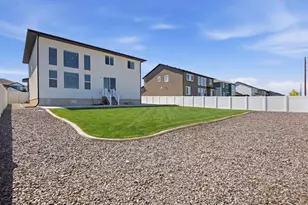 2088 S 2200 W, Woods Cross, UT 84087 - Photo 36