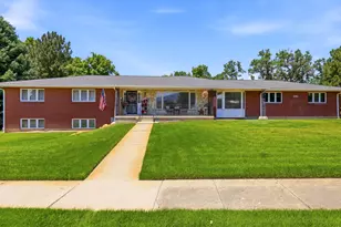 381 Oak Ln, Kaysville, UT 84037 - Photo 1