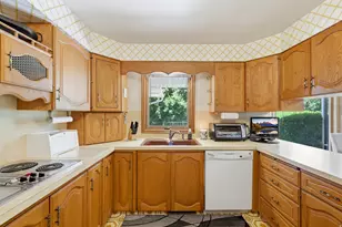 381 Oak Ln, Kaysville, UT 84037 - Photo 18