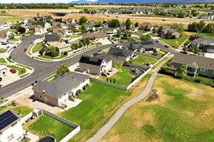 3449 Jupiter Hills Dr, Syracuse, UT 84075 - Photo 36
