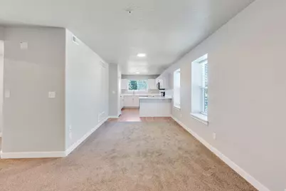 572 S 100 W #E210, Springville, UT 84663 - Photo 10