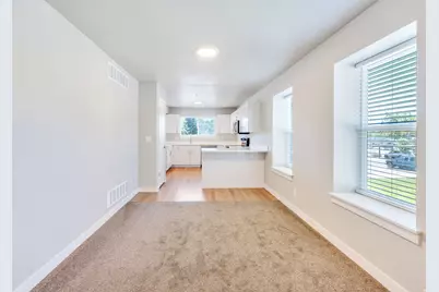572 S 100 W #E210, Springville, UT 84663 - Photo 10
