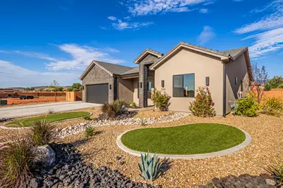 525 Serenity Cir #8, Ivins, UT 84738 - Photo 2