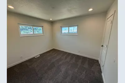 4996 S 4015 W, Taylorsville, UT 84129 - Photo 10