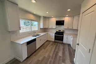 4996 S 4015 W, Taylorsville, UT 84129 - Photo 4