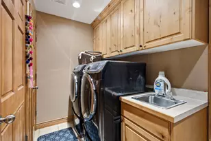 3158 E Old Ridge Cir S, Cottonwood Heights, UT 84121 - Photo 14