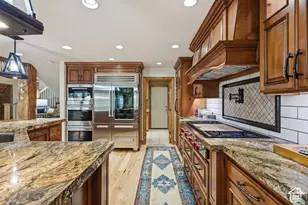 3158 E Old Ridge Cir S, Cottonwood Heights, UT 84121 - Photo 8