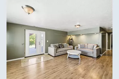 6059 Bayshore Dr, Stansbury Park, UT 84074 - Photo 36