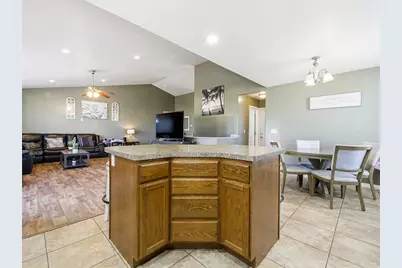 6059 Bayshore Dr, Stansbury Park, UT 84074 - Photo 20