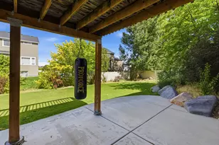 6059 Bayshore Dr, Stansbury Park, UT 84074 - Photo 10