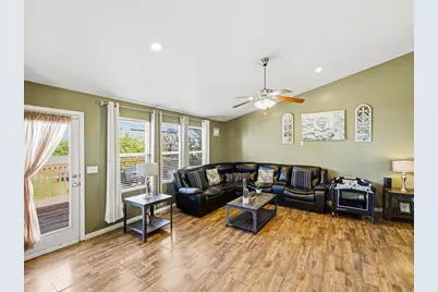 6059 Bayshore Dr, Stansbury Park, UT 84074 - Photo 14