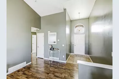 6059 Bayshore Dr, Stansbury Park, UT 84074 - Photo 12