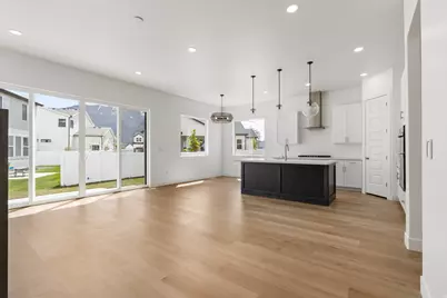 43 S Crimson Way #311, Mapleton, UT 84664 - Photo 4