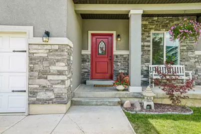 203 N 1900 W, Mapleton, UT 84664 - Photo 2