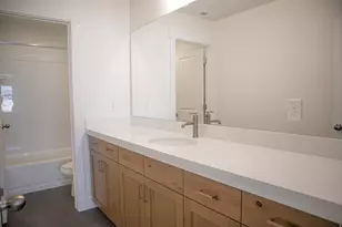 1570 E Bigtooth Maple Ct, Eagle Mountain, UT 84005 - Photo 10