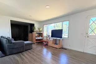 2029 W 4400 S, Roy, UT 84067 - Photo 4